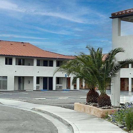 Days Inn By Wyndham Ridgecrest Near China Lake Naval Station Dış mekan fotoğraf
