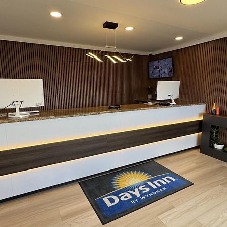 Days Inn By Wyndham Ridgecrest Near China Lake Naval Station Dış mekan fotoğraf